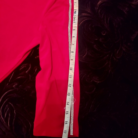 89TH + Madison Medium Blouse Bejeweled. - Picture 4 of 7